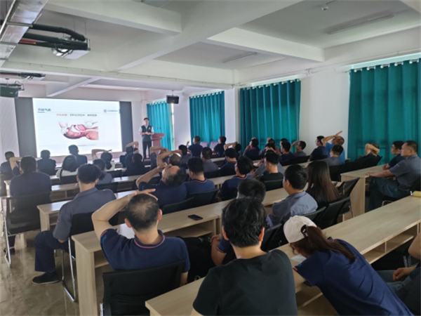 深藍機器纏繞包裝機廠家——“健康急救”專題講座順利召開 深藍機器纏繞包裝機廠家——“健康急救”專題講座順利召開