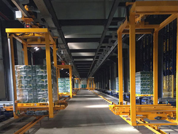 懸掛輸送機 懸掛輸送機